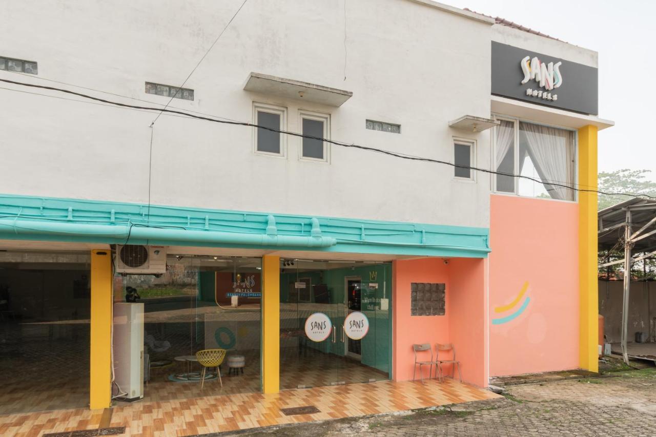 Sans Hotel Beauty Palembang Exterior foto